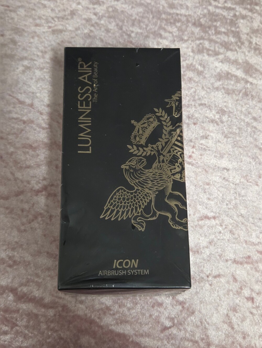 LUMINESS AIR Icon Airbrush System - Black & Gold Packaging